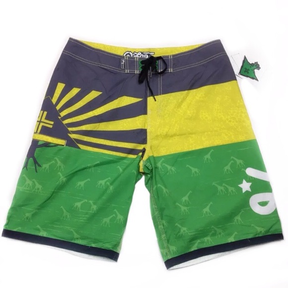 Lrg swim trunks Clearance